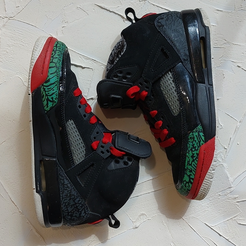 Nike 2017 Air Jordan Spizike Boys 5